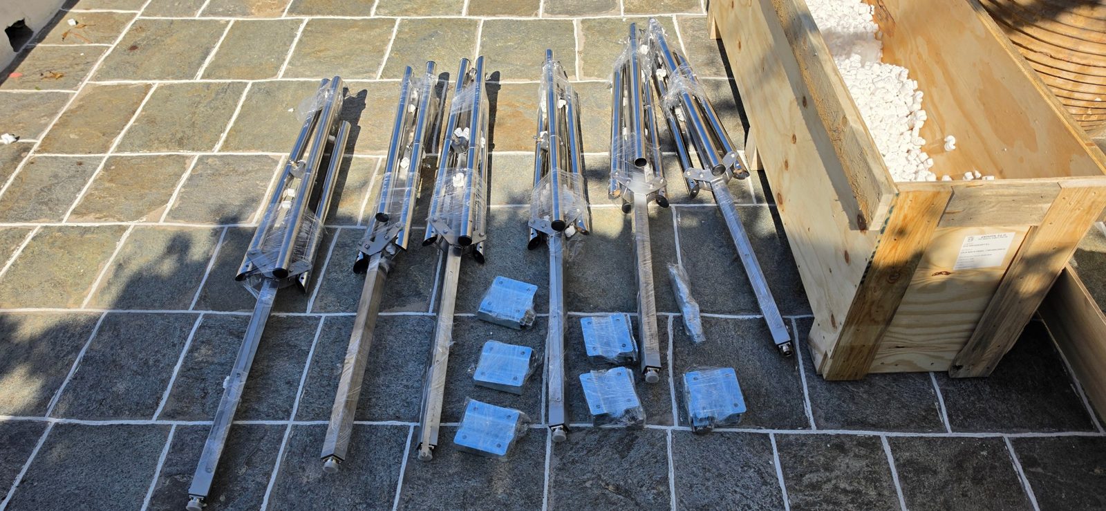 Unboxing the new stainless steel FM antennas and mounting brackets for RadioActive 91.3 FM on Sifnos